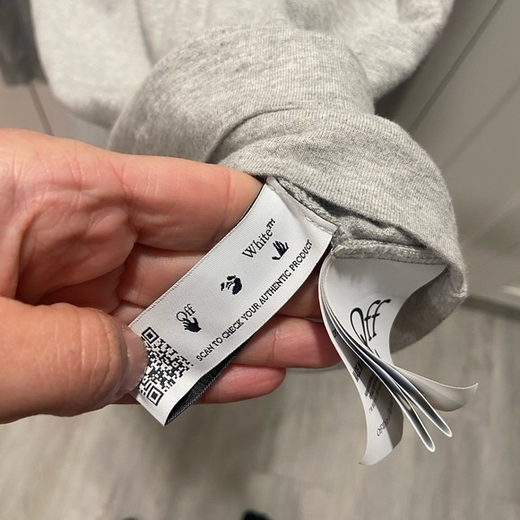 Off-White Gray Jumbo Arrow Double Sleeve Tee - Picture 6 of 8